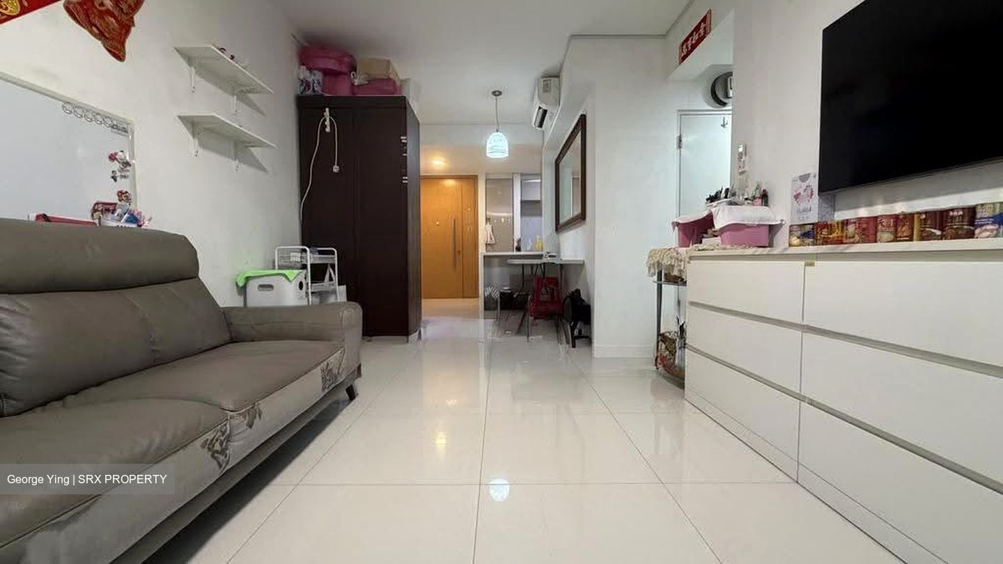 Prive (D19), Condominium #633475821